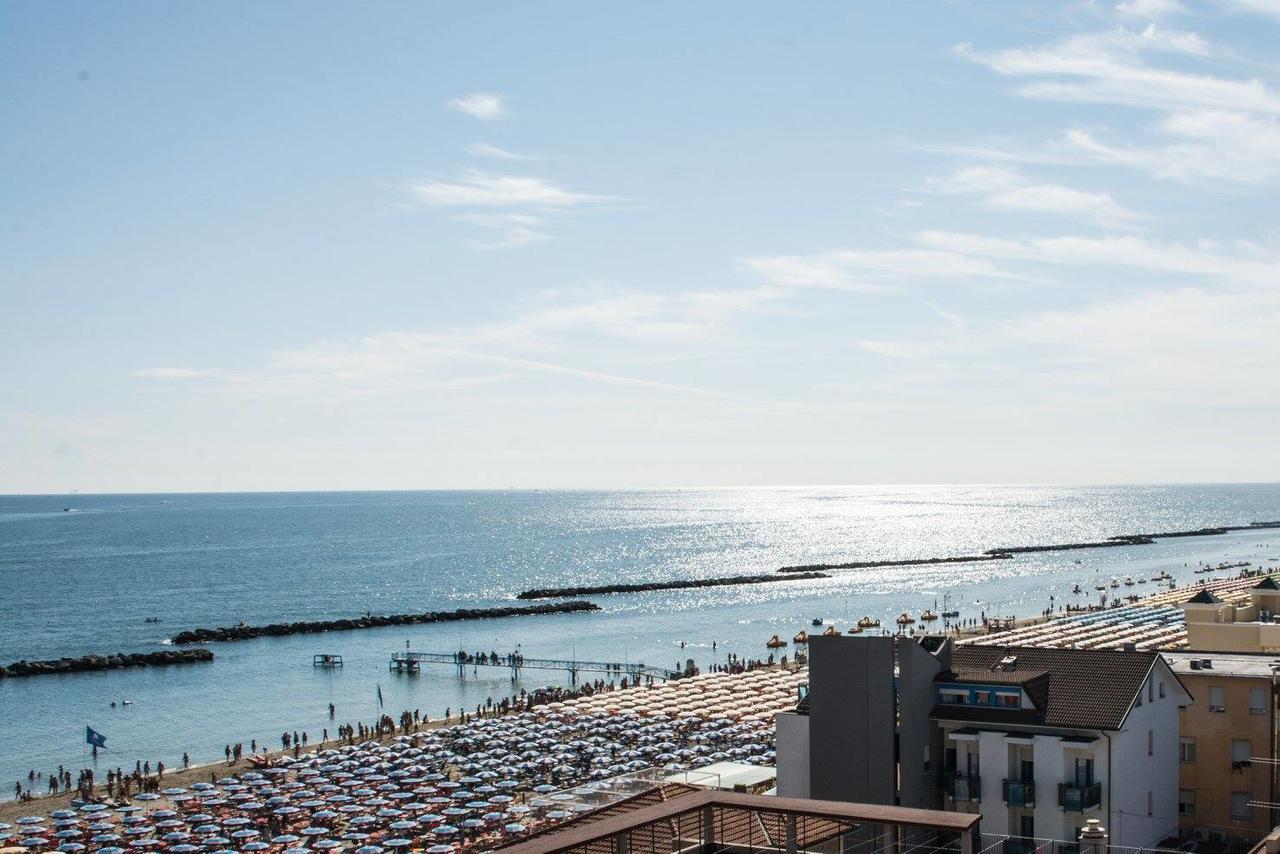 Hotel Miranda Bellaria-Igea Marina Exterior foto